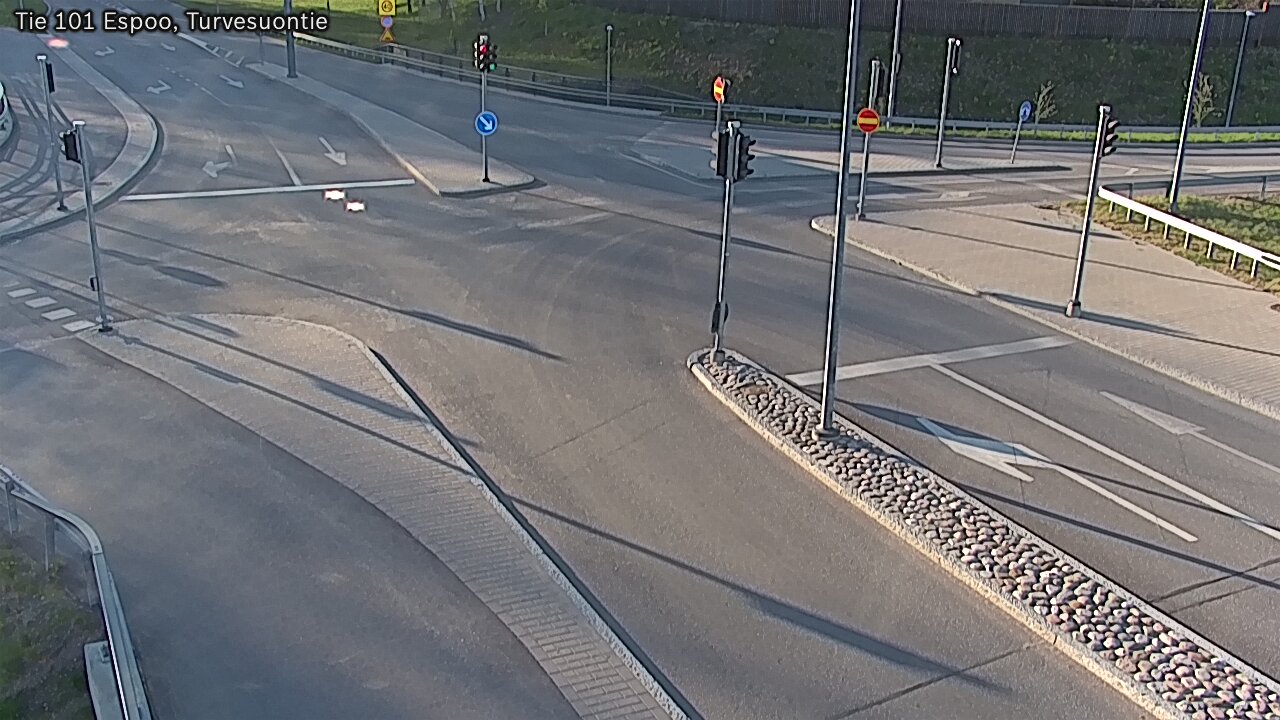 Weather Camera Image Road 101 Espoo Turvesuontie, Espoo, Uusimaa