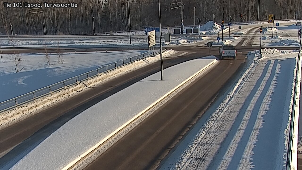 Weather Camera Image Road 101 Espoo Turvesuontie, Espoo, Uusimaa