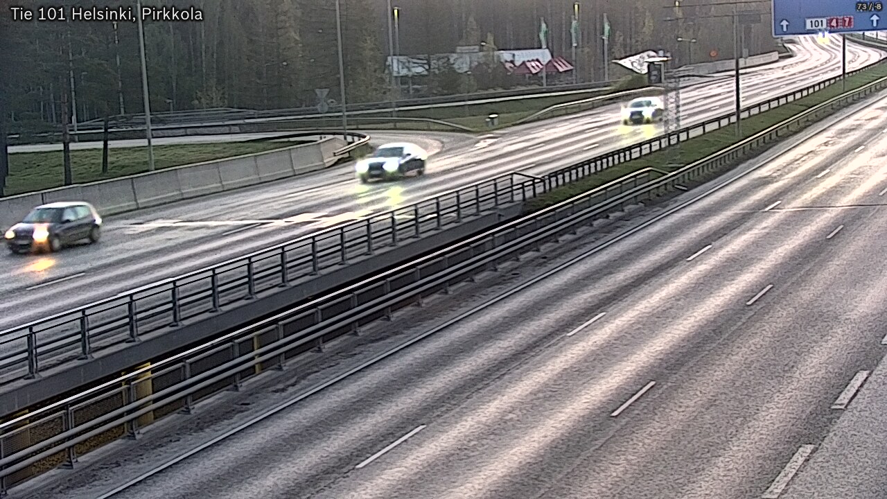 Weather Camera Image Road 101 Helsinki Pirkkola, Helsinki, Uusimaa
