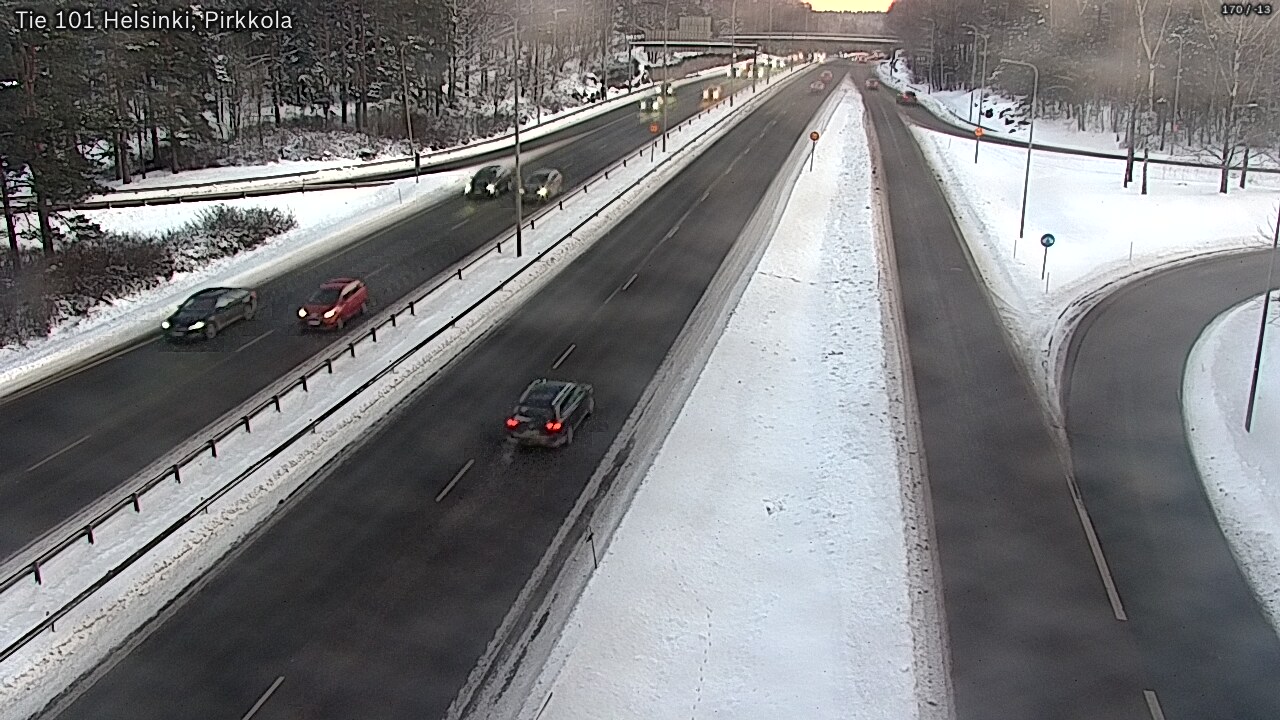 Weather Camera Image Road 101 Helsinki Pirkkola, Helsinki, Uusimaa