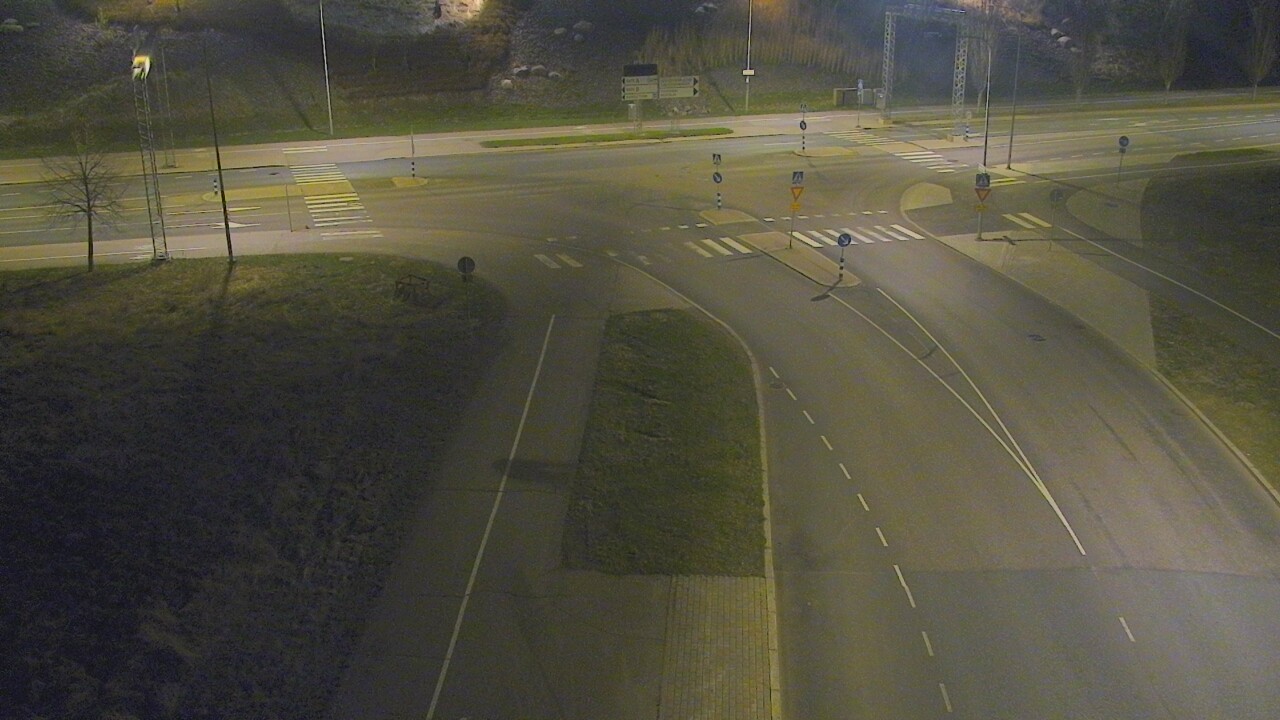 Weather Camera Image Road 103 Vuosaari harbor tunne, Helsinki, Uusimaa
