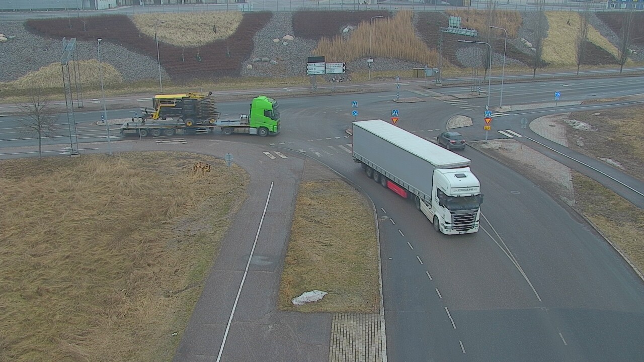 Weather Camera Image Road 103 Vuosaari harbor tunne, Helsinki, Uusimaa