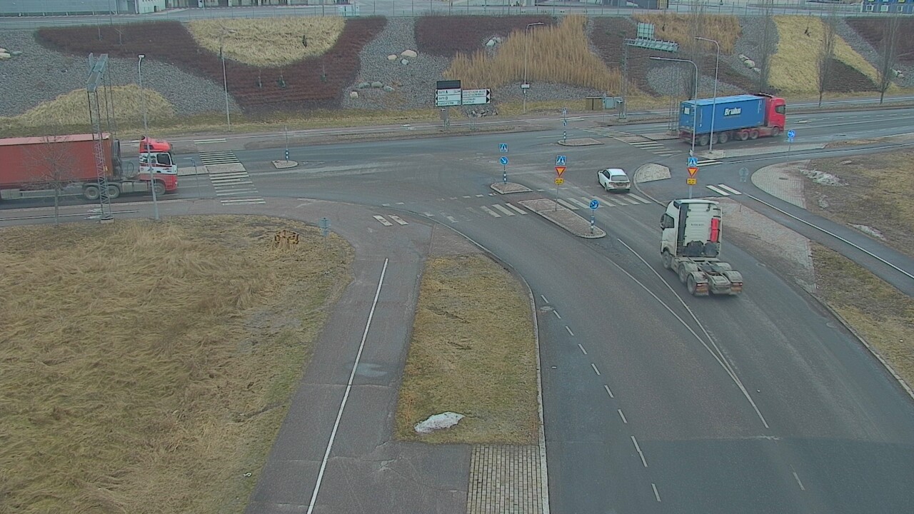 Weather Camera Image Road 103 Vuosaari harbor tunne, Helsinki, Uusimaa