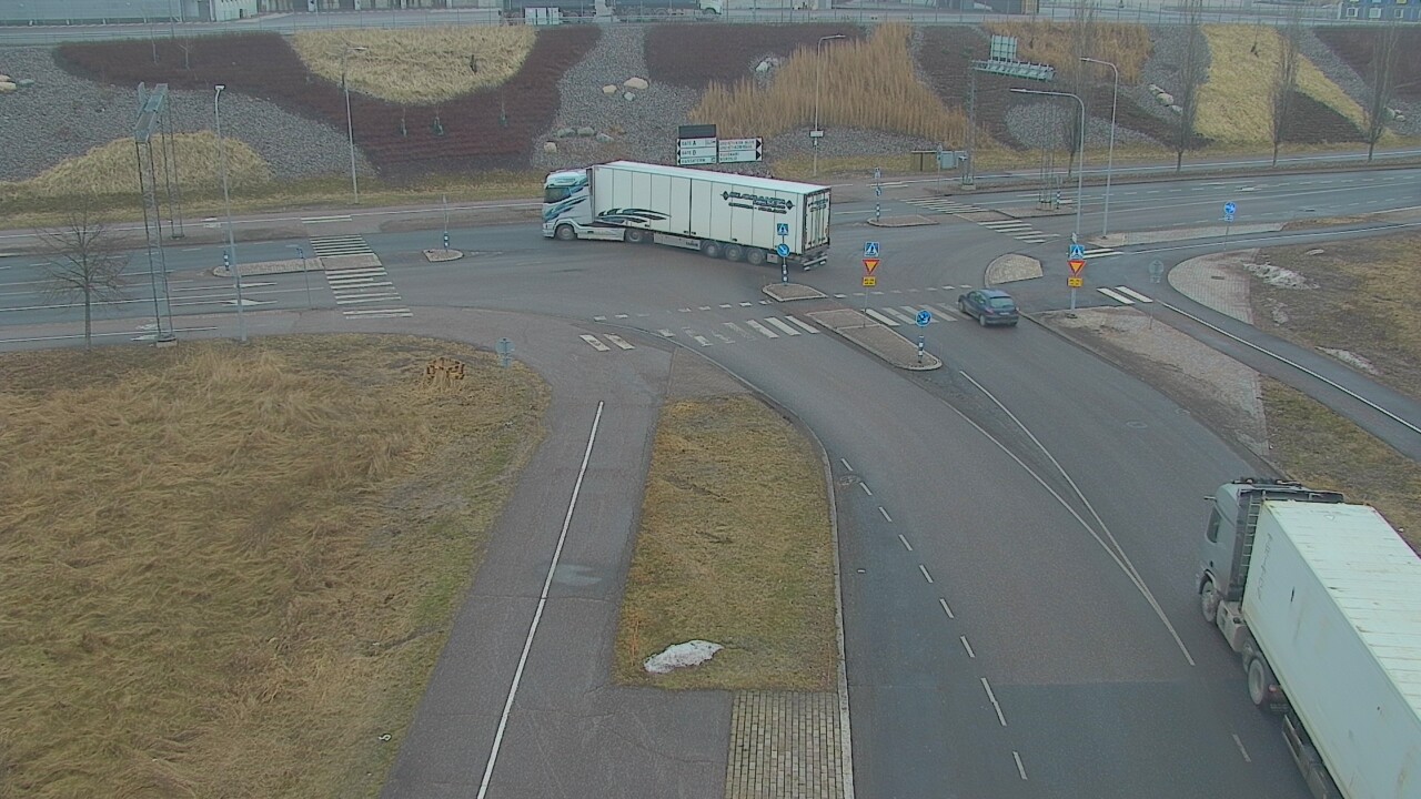 Weather Camera Image Road 103 Vuosaari harbor tunne, Helsinki, Uusimaa