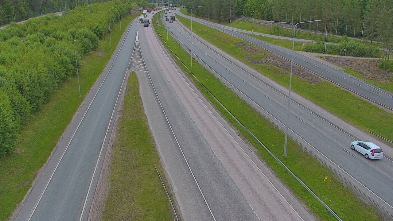 Weather Camera Image Väg 50 Esbo Träskända, Espoo, Uusimaa