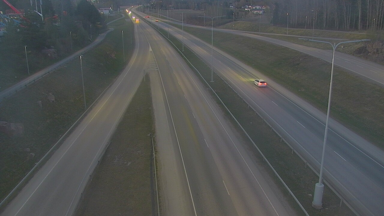 Weather Camera Image Väg 50 Esbo, Koskelonsilta, Espoo, Uusimaa