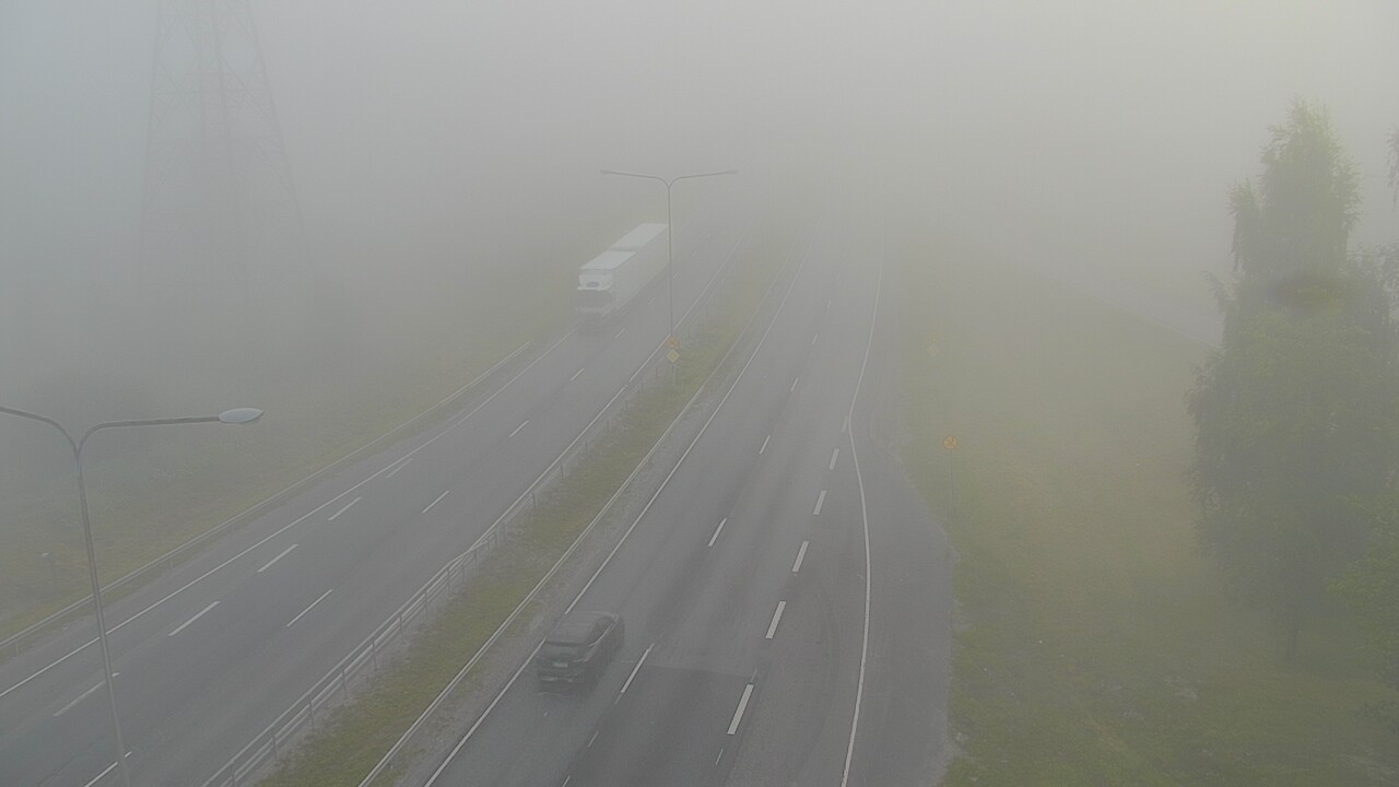 Weather Camera Image Road 50 Vantaa Vihdintie, Vantaa, Uusimaa