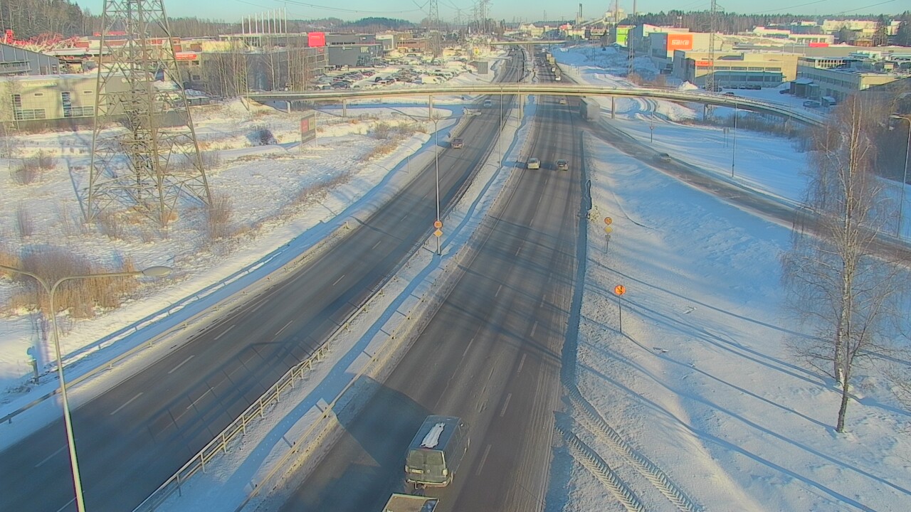 Weather Camera Image Road 50 Vantaa Vihdintie, Vantaa, Uusimaa