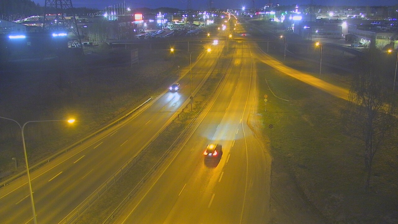 Weather Camera Image Road 50 Vantaa Vihdintie, Vantaa, Uusimaa