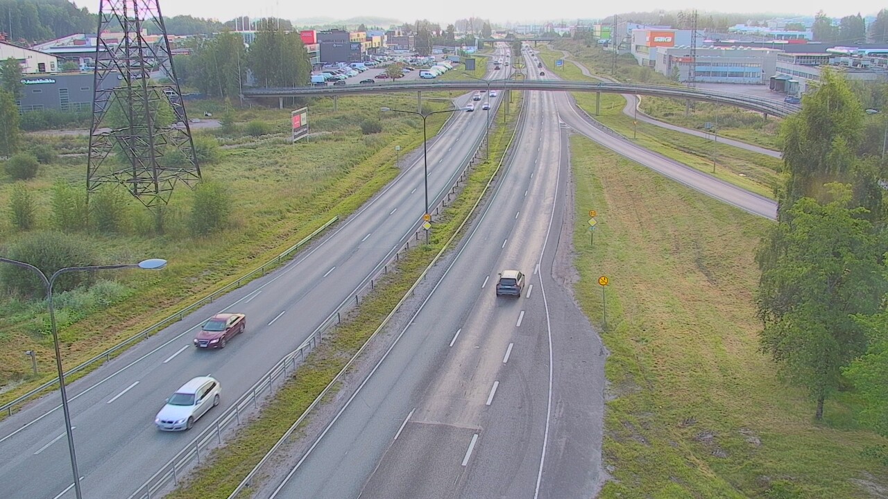 Weather Camera Image Road 50 Vantaa Vihdintie, Vantaa, Uusimaa