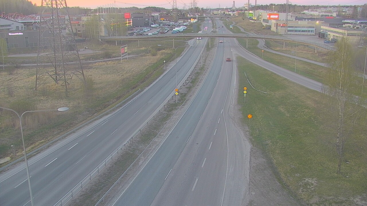 Weather Camera Image Road 50 Vantaa Vihdintie, Vantaa, Uusimaa