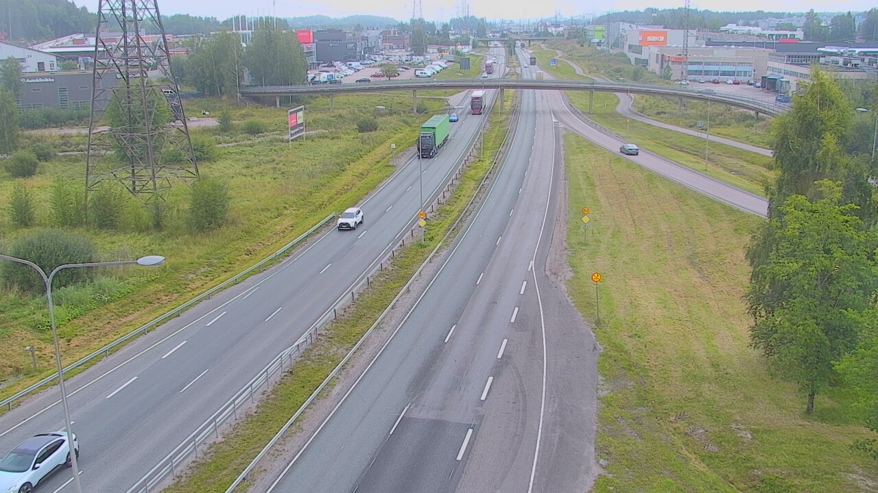 Weather Camera Image Road 50 Vantaa Vihdintie, Vantaa, Uusimaa