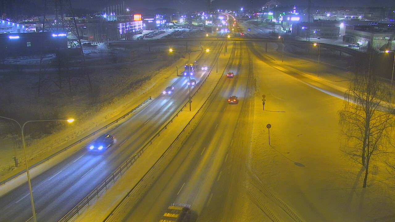 Weather Camera Image Road 50 Vantaa Vihdintie, Vantaa, Uusimaa