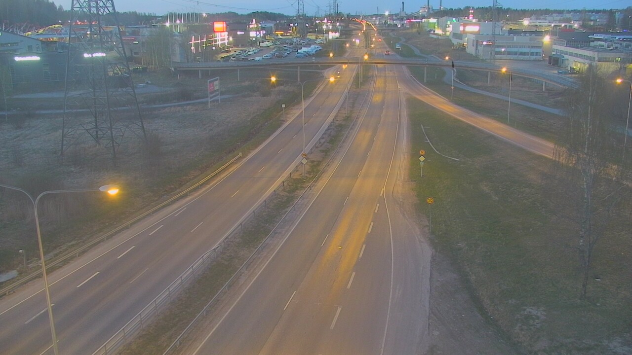 Weather Camera Image Road 50 Vantaa Vihdintie, Vantaa, Uusimaa