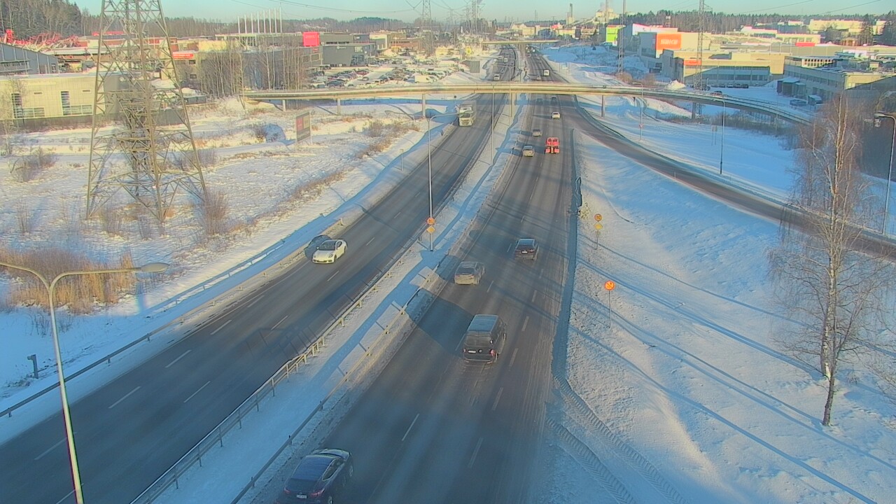 Weather Camera Image Road 50 Vantaa Vihdintie, Vantaa, Uusimaa