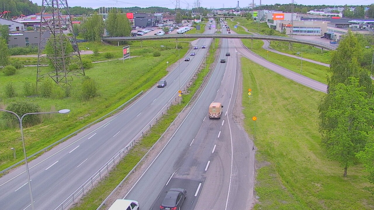 Weather Camera Image Road 50 Vantaa Vihdintie, Vantaa, Uusimaa