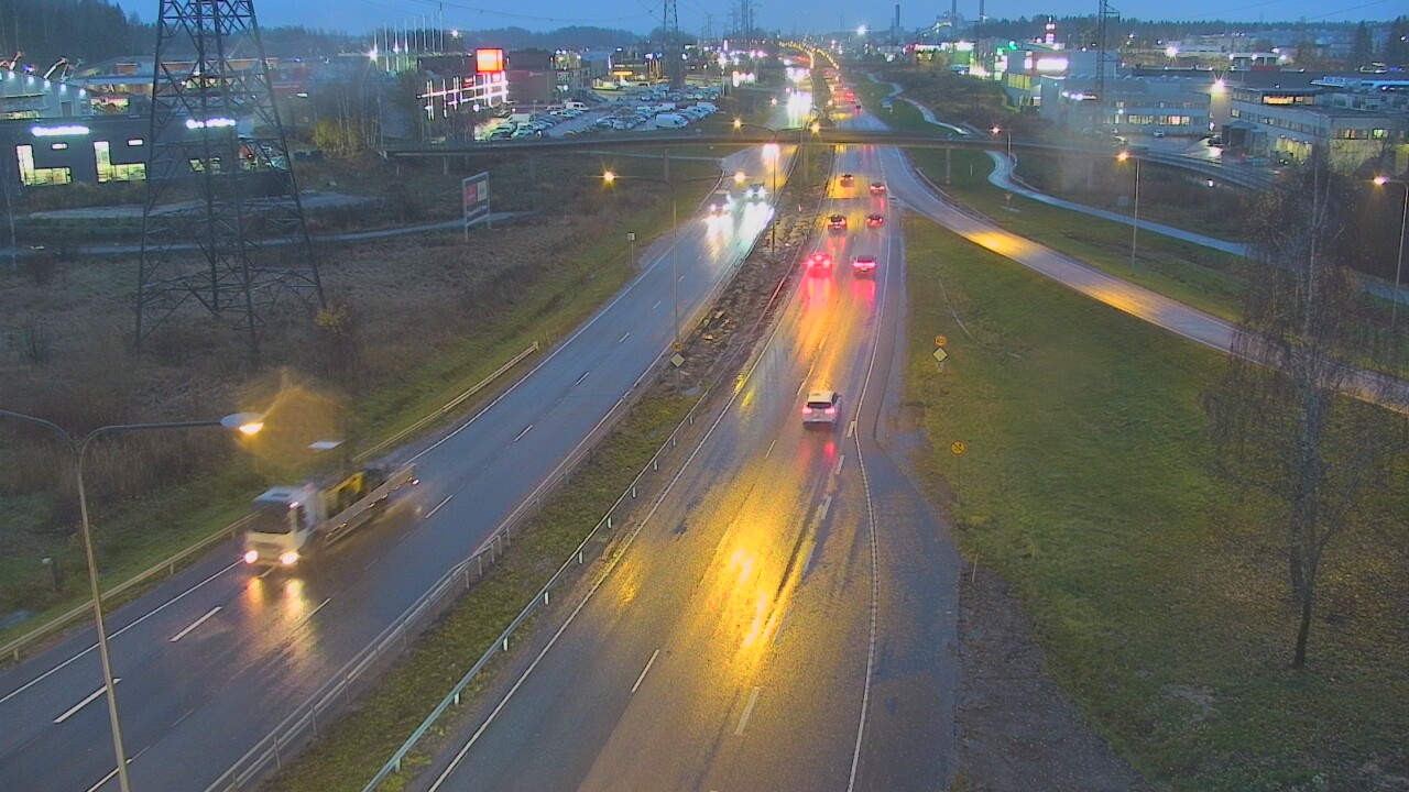 Weather Camera Image Road 50 Vantaa Vihdintie, Vantaa, Uusimaa