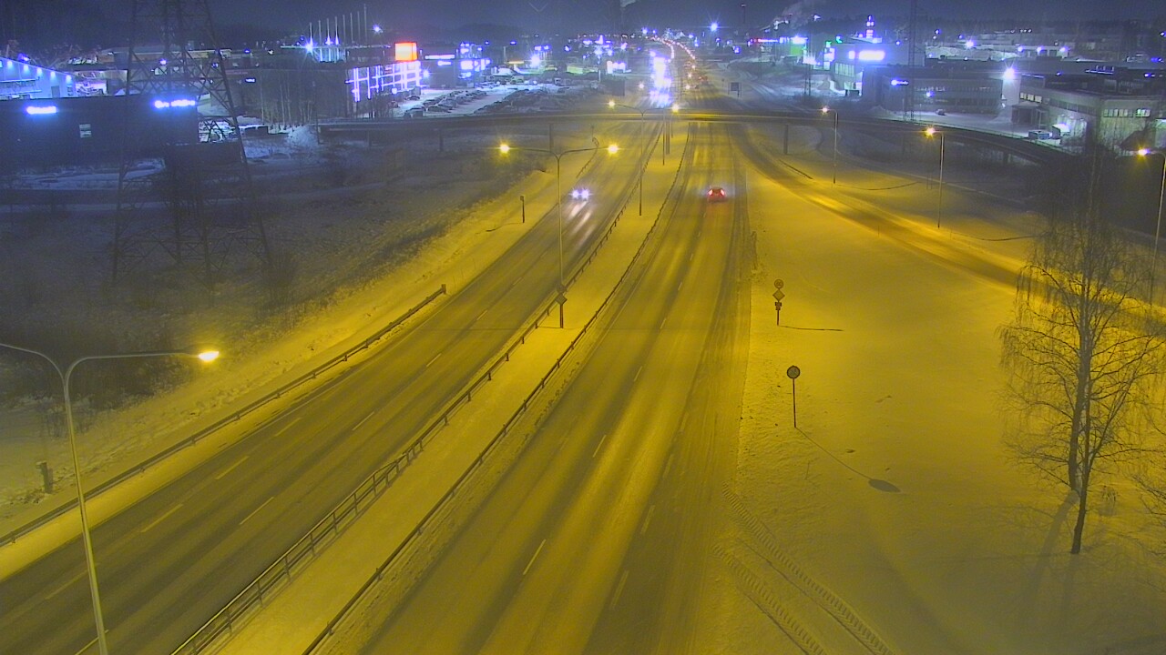 Weather Camera Image Road 50 Vantaa Vihdintie, Vantaa, Uusimaa