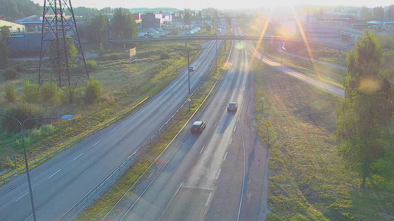 Weather Camera Image Road 50 Vantaa Vihdintie, Vantaa, Uusimaa