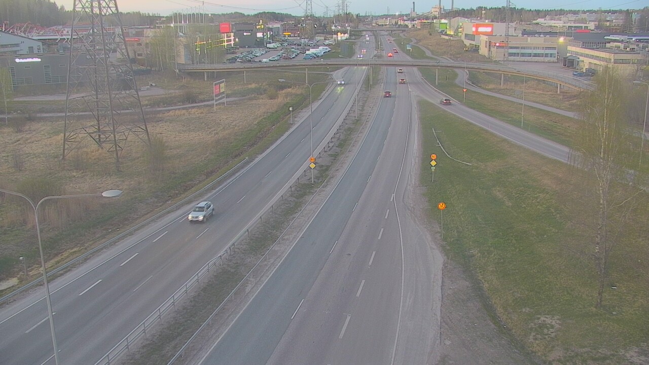 Weather Camera Image Road 50 Vantaa Vihdintie, Vantaa, Uusimaa