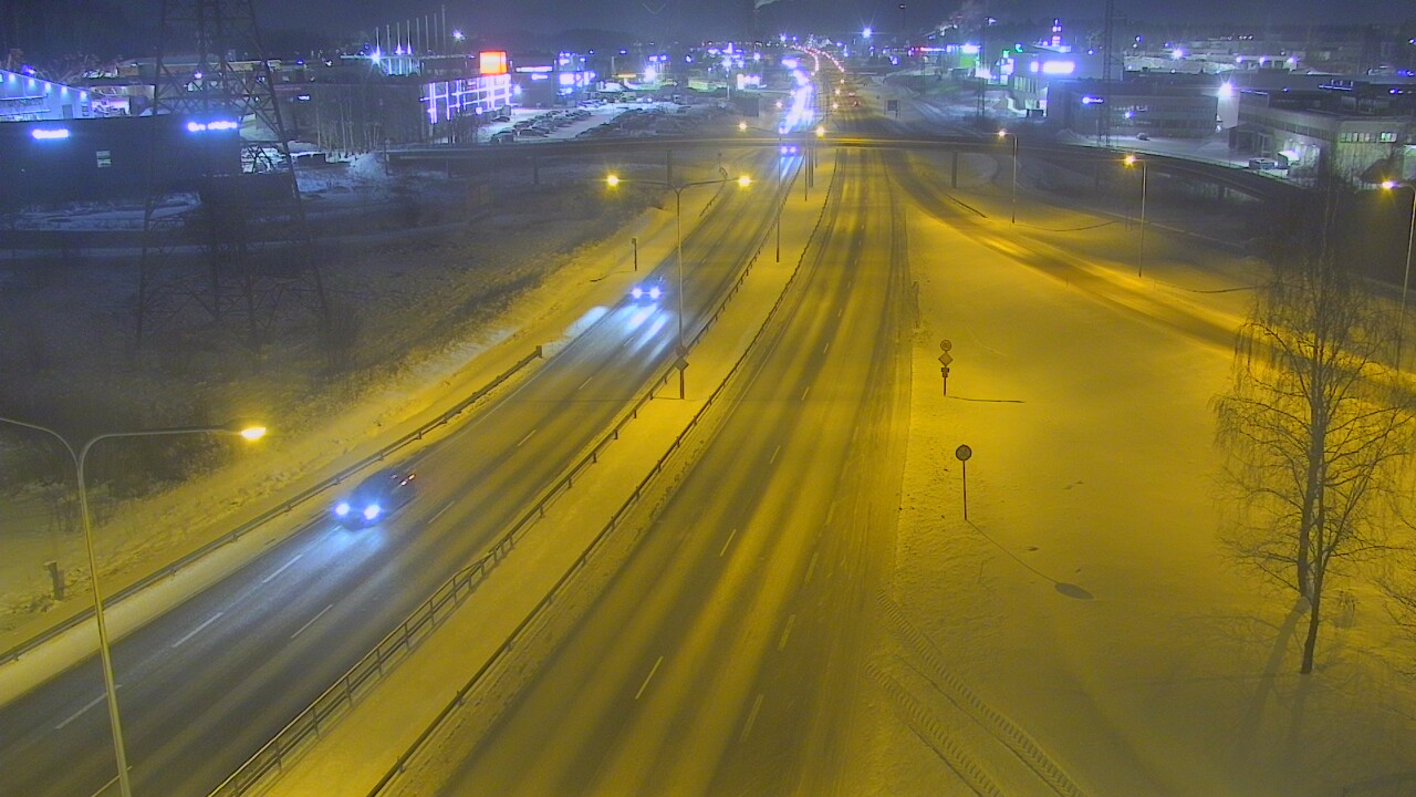 Weather Camera Image Road 50 Vantaa Vihdintie, Vantaa, Uusimaa