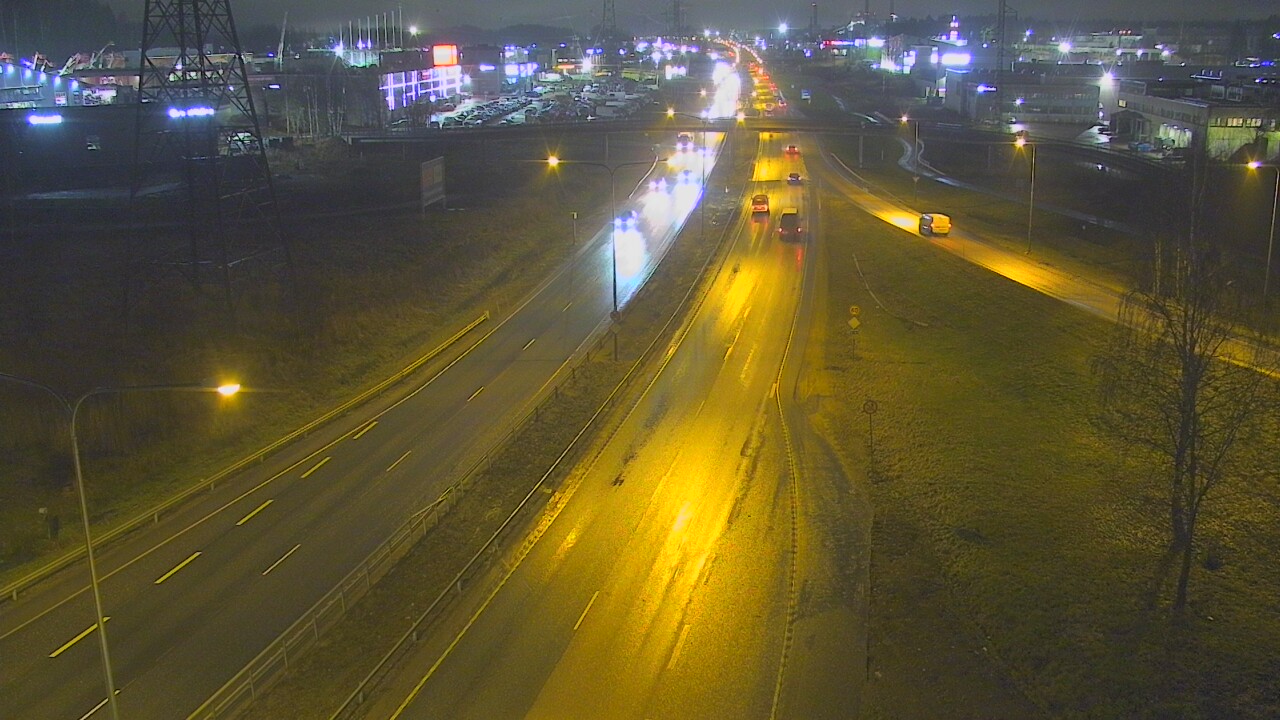 Weather Camera Image Road 50 Vantaa Vihdintie, Vantaa, Uusimaa