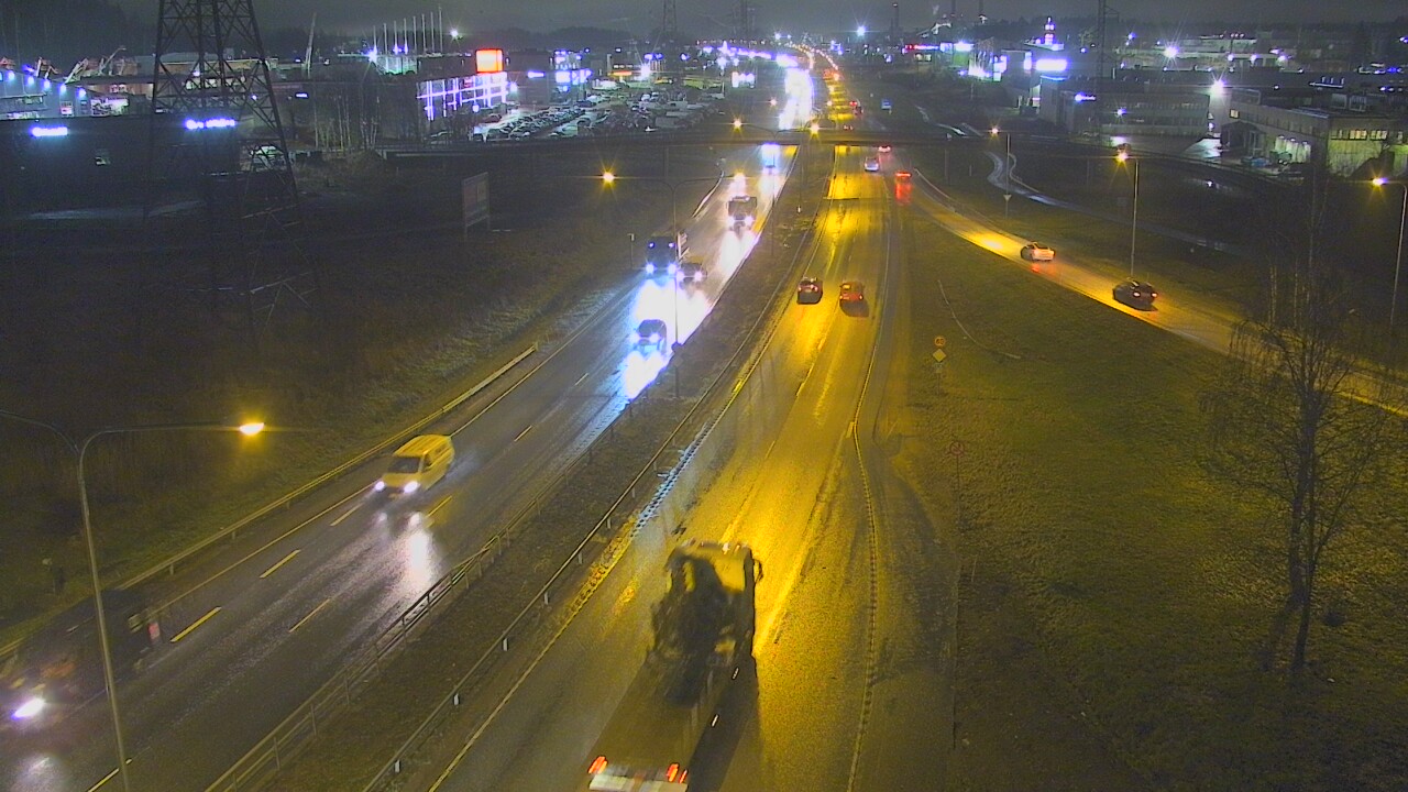 Weather Camera Image Road 50 Vantaa Vihdintie, Vantaa, Uusimaa