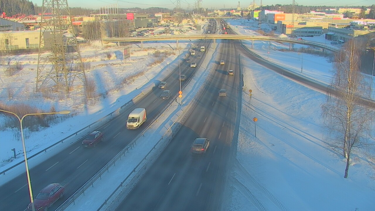 Weather Camera Image Road 50 Vantaa Vihdintie, Vantaa, Uusimaa