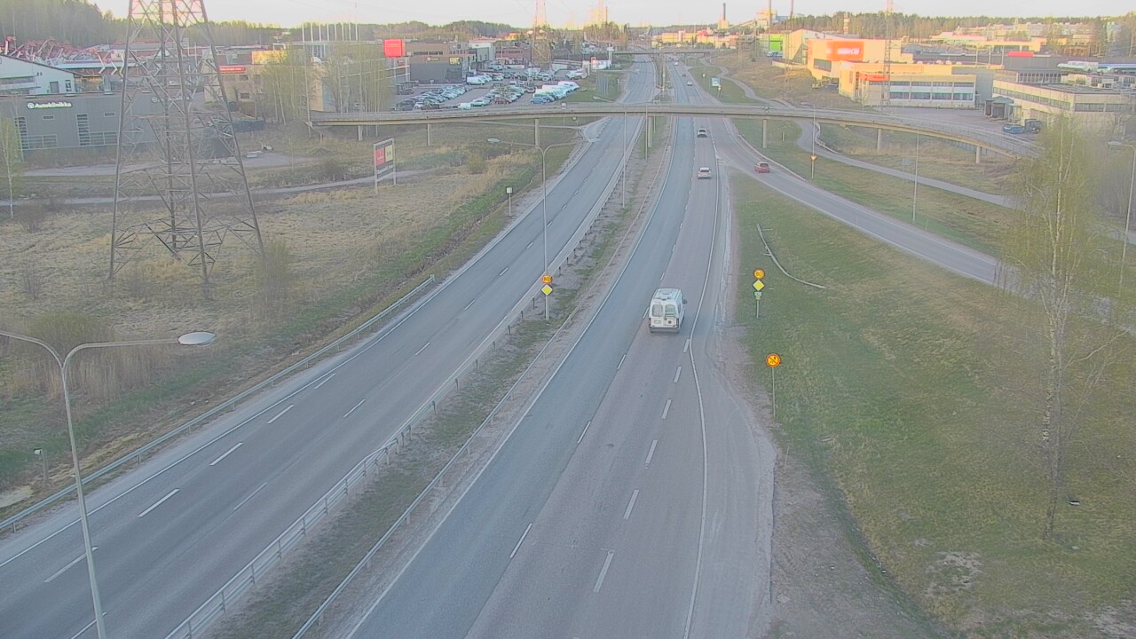 Weather Camera Image Road 50 Vantaa Vihdintie, Vantaa, Uusimaa