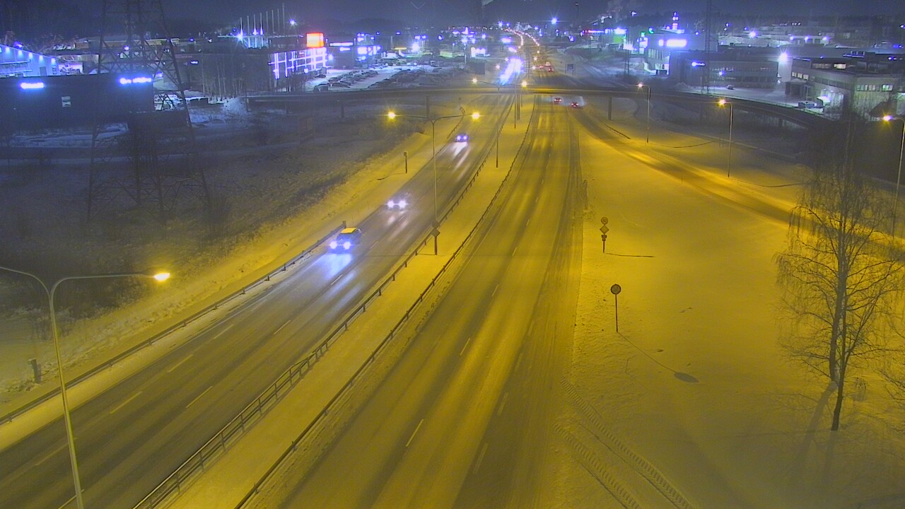 Weather Camera Image Road 50 Vantaa Vihdintie, Vantaa, Uusimaa