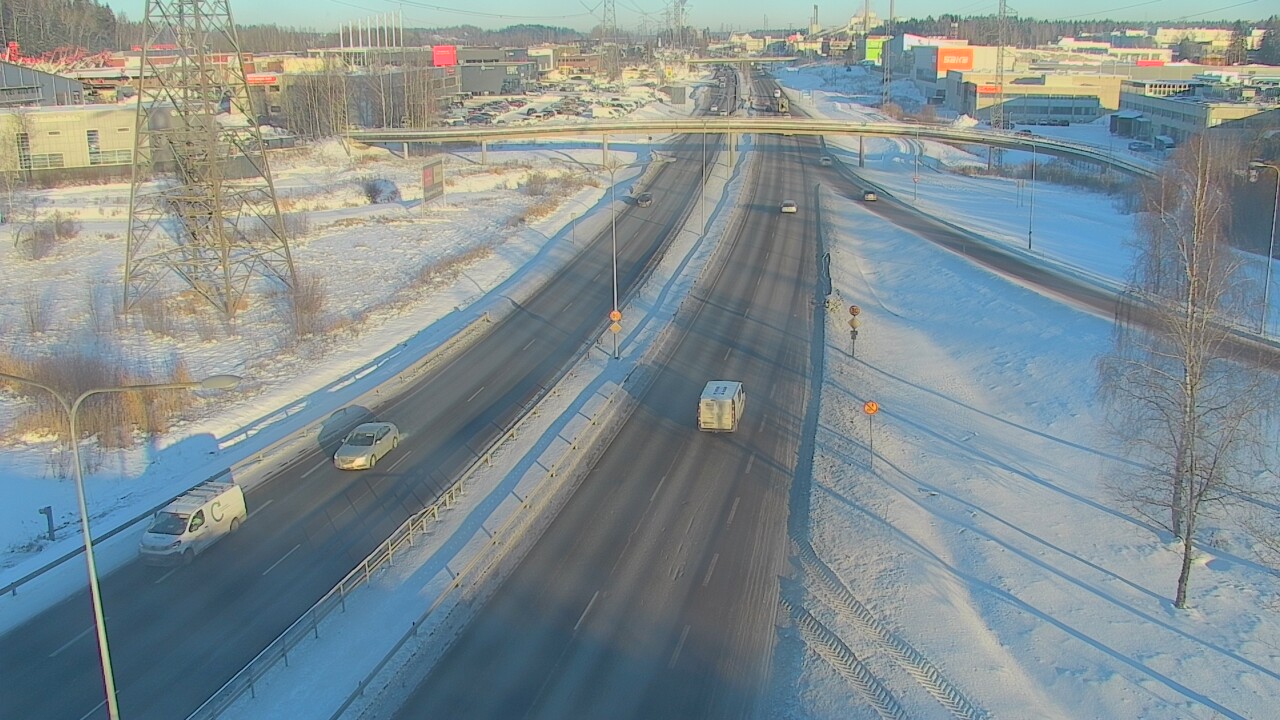 Weather Camera Image Road 50 Vantaa Vihdintie, Vantaa, Uusimaa