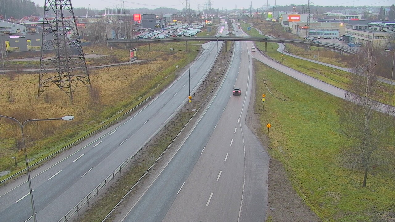 Weather Camera Image Road 50 Vantaa Vihdintie, Vantaa, Uusimaa
