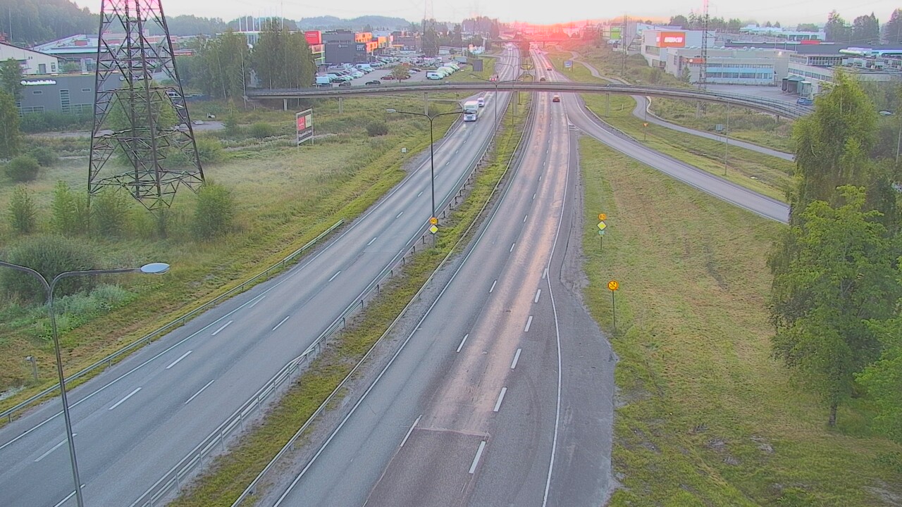 Weather Camera Image Road 50 Vantaa Vihdintie, Vantaa, Uusimaa