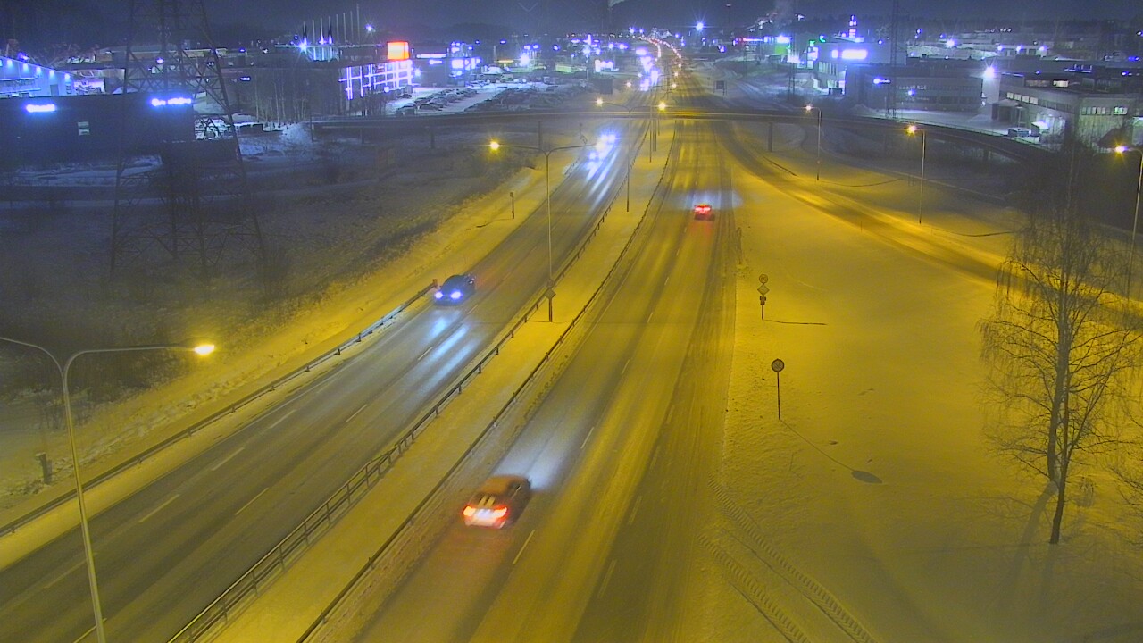 Weather Camera Image Road 50 Vantaa Vihdintie, Vantaa, Uusimaa