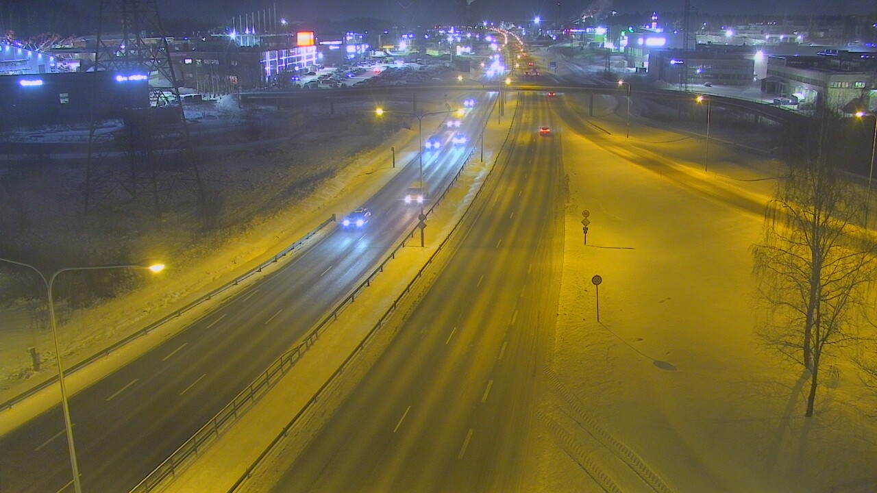 Weather Camera Image Road 50 Vantaa Vihdintie, Vantaa, Uusimaa