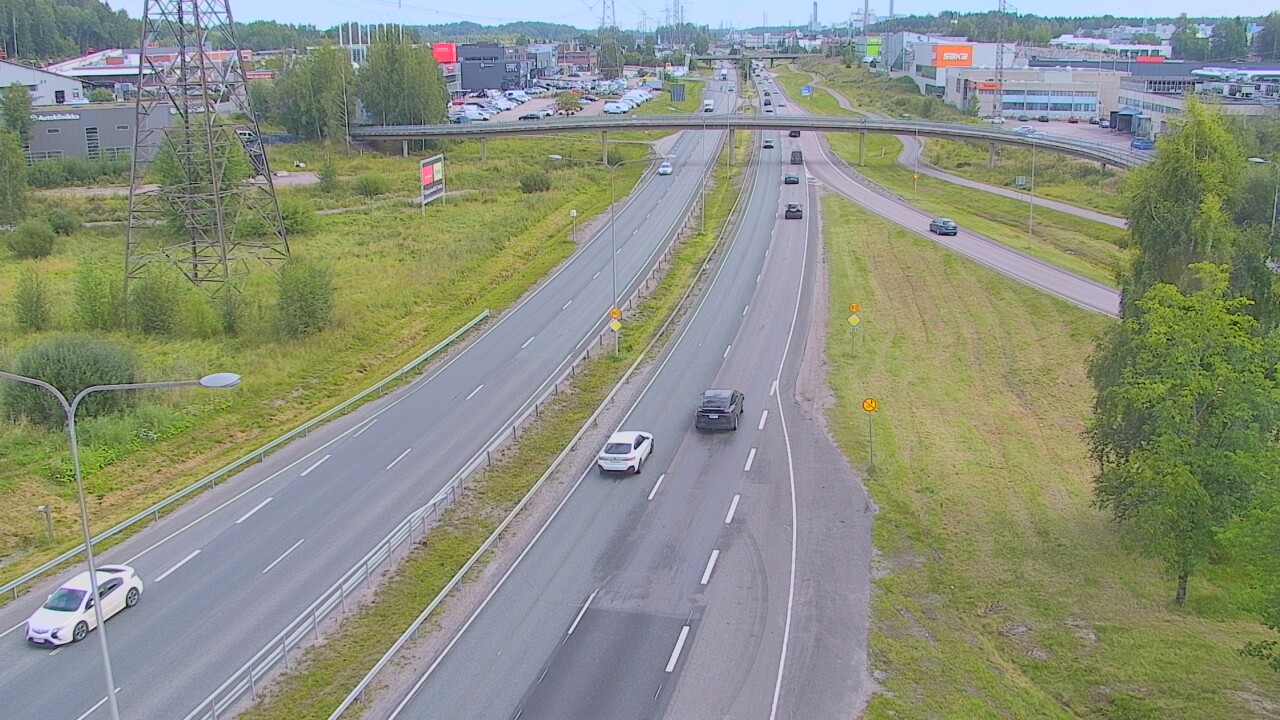 Weather Camera Image Road 50 Vantaa Vihdintie, Vantaa, Uusimaa