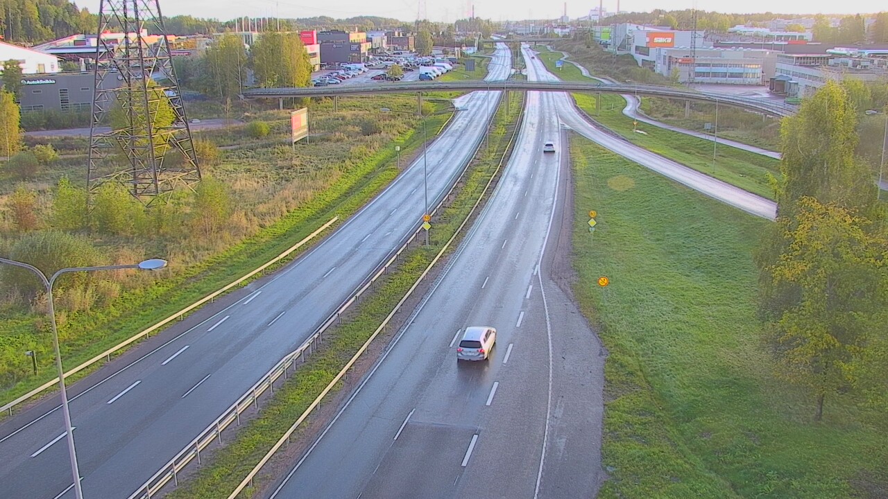 Weather Camera Image Road 50 Vantaa Vihdintie, Vantaa, Uusimaa