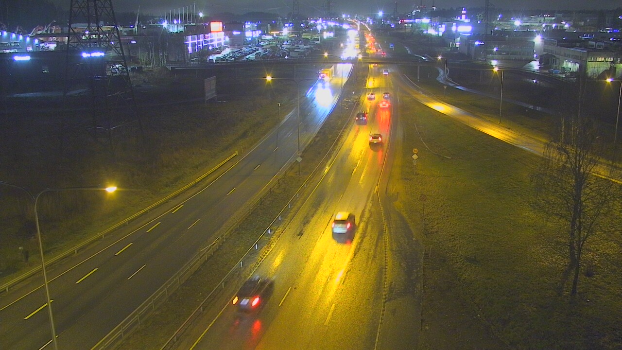 Weather Camera Image Road 50 Vantaa Vihdintie, Vantaa, Uusimaa
