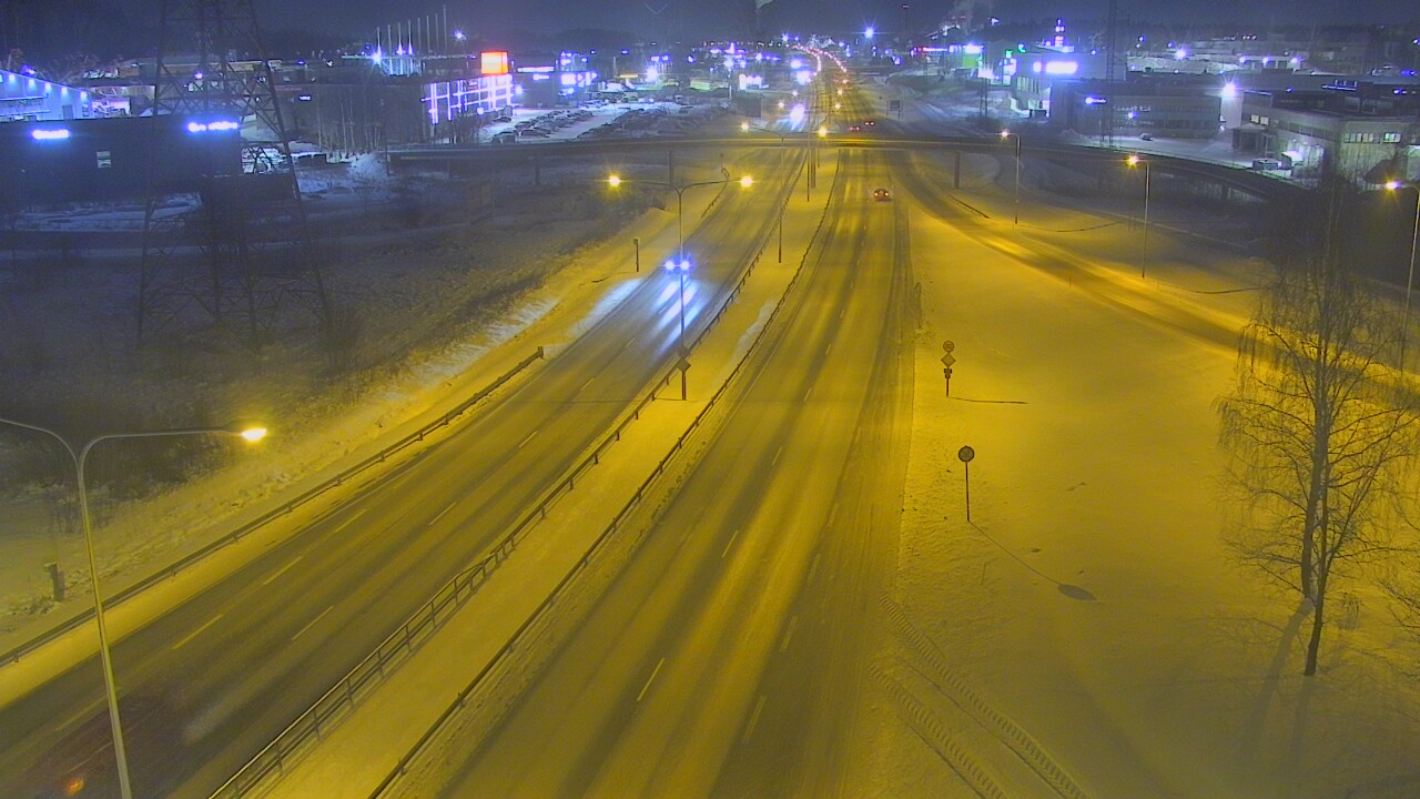 Weather Camera Image Road 50 Vantaa Vihdintie, Vantaa, Uusimaa