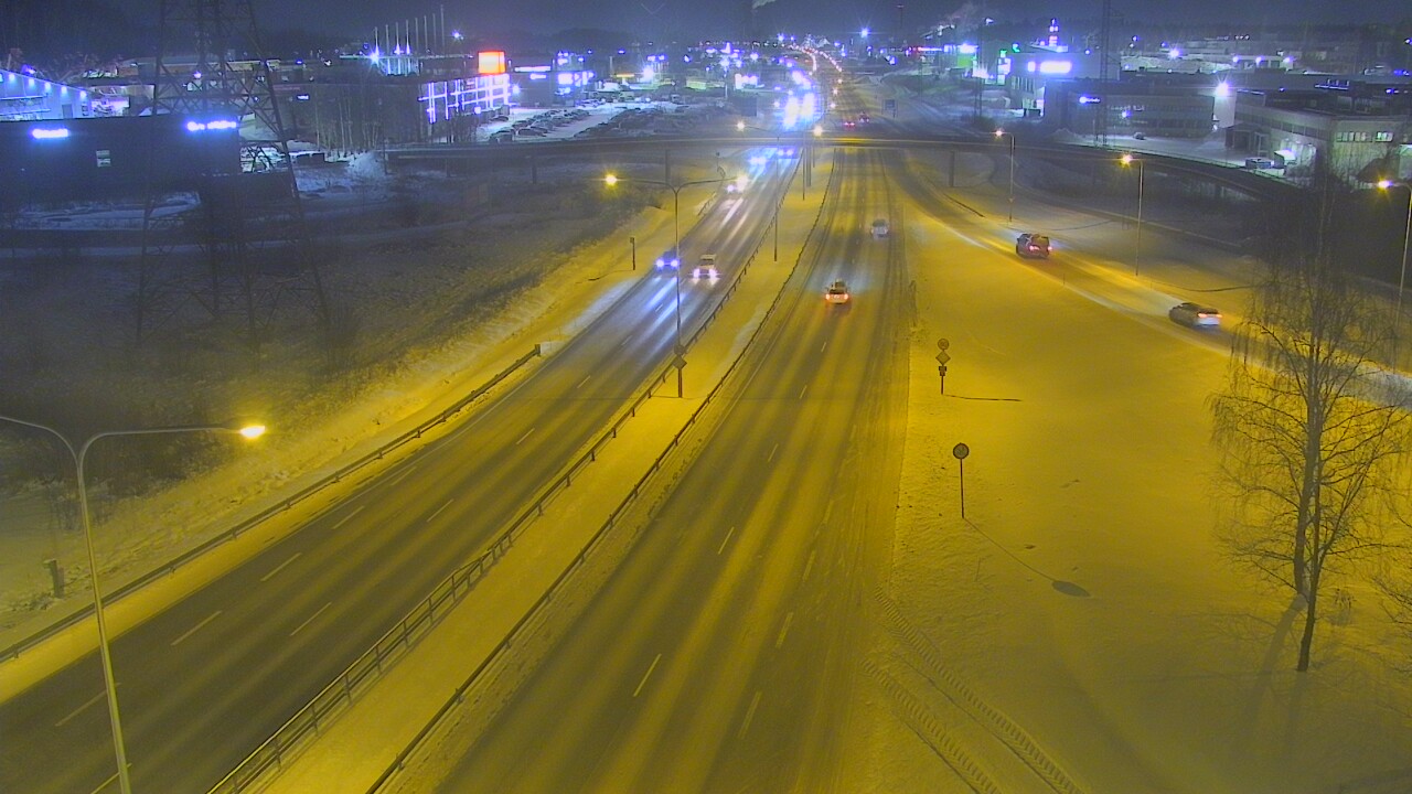 Weather Camera Image Road 50 Vantaa Vihdintie, Vantaa, Uusimaa