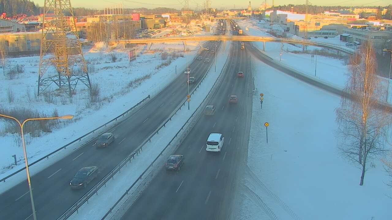 Weather Camera Image Road 50 Vantaa Vihdintie, Vantaa, Uusimaa