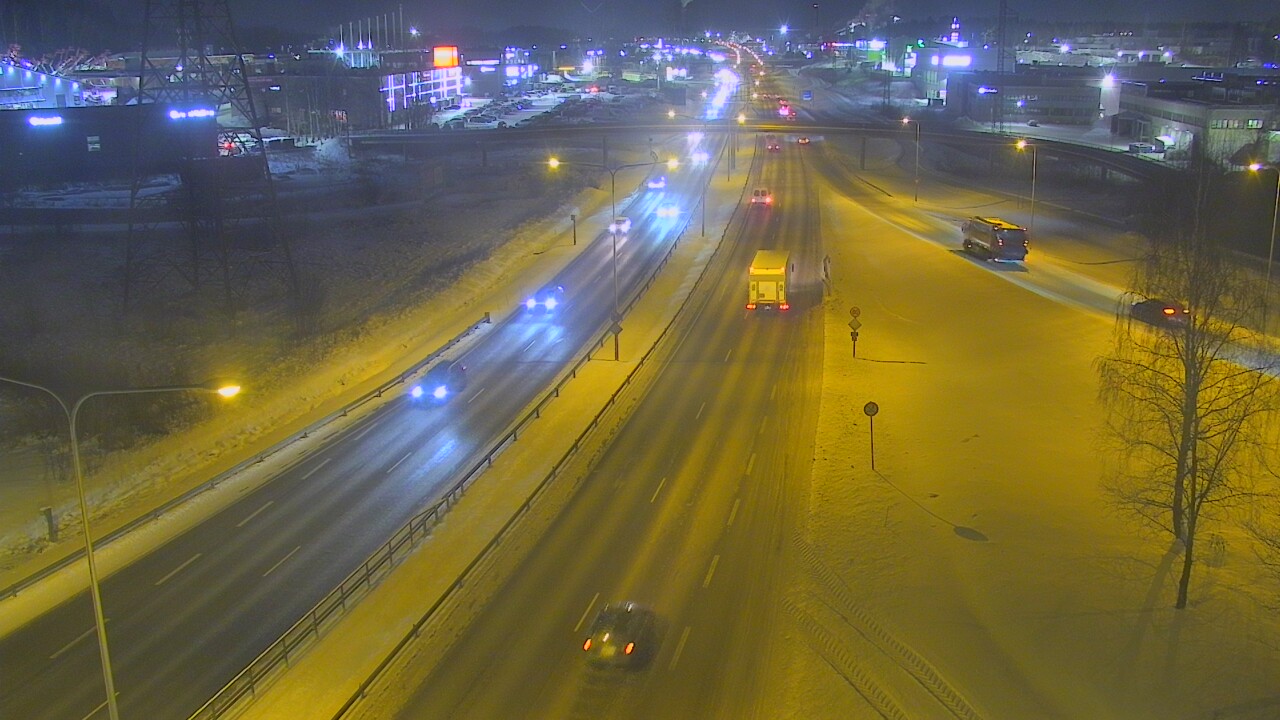 Weather Camera Image Road 50 Vantaa Vihdintie, Vantaa, Uusimaa