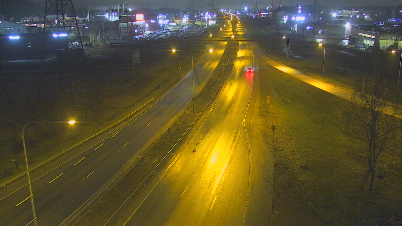 Weather Camera Image Road 50 Vantaa Vihdintie, Vantaa, Uusimaa