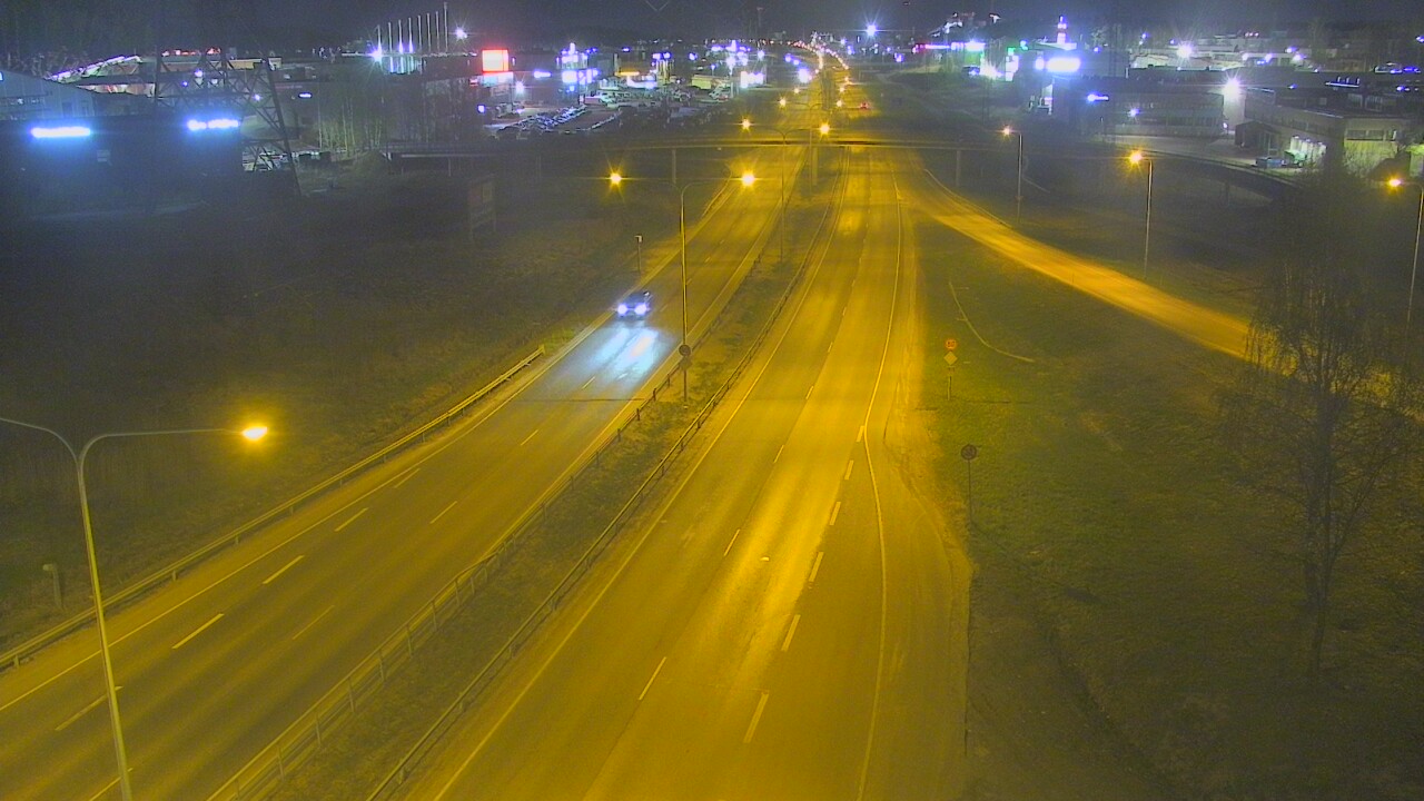 Weather Camera Image Road 50 Vantaa Vihdintie, Vantaa, Uusimaa