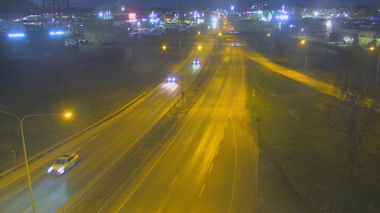 Weather Camera Image Road 50 Vantaa Vihdintie, Vantaa, Uusimaa