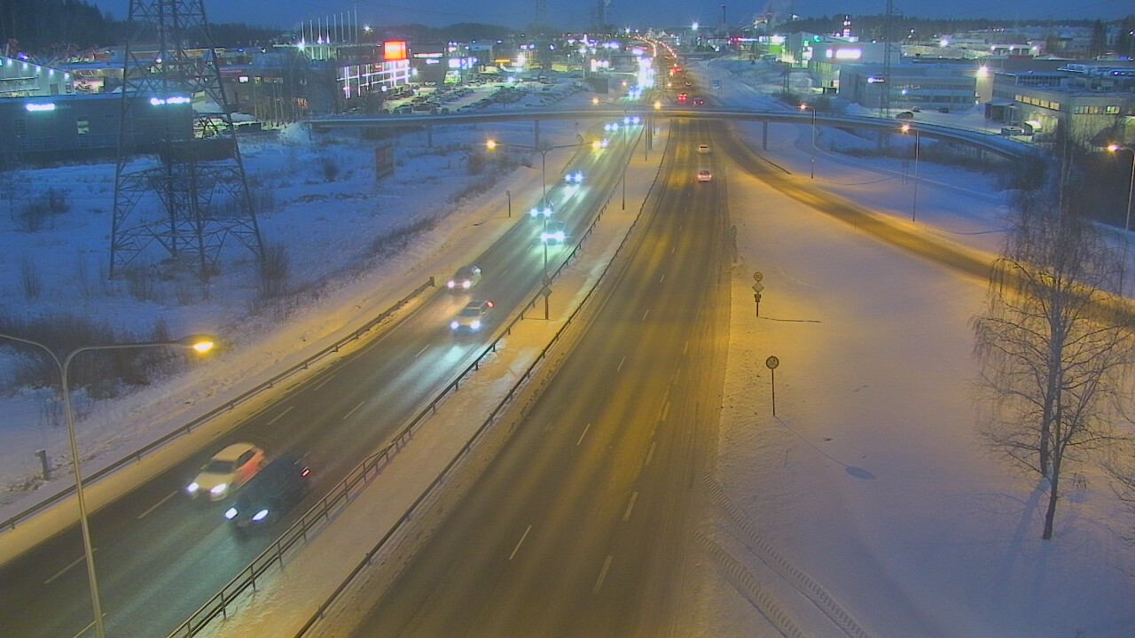 Weather Camera Image Road 50 Vantaa Vihdintie, Vantaa, Uusimaa