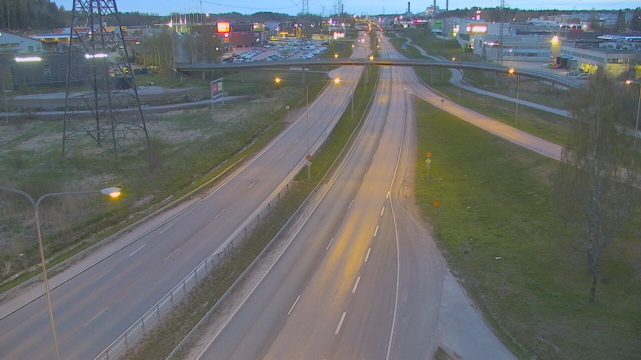 Weather Camera Image Road 50 Vantaa Vihdintie, Vantaa, Uusimaa