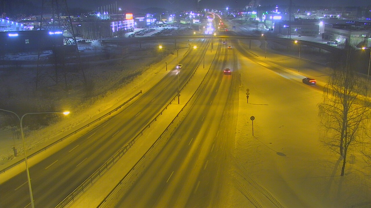 Weather Camera Image Road 50 Vantaa Vihdintie, Vantaa, Uusimaa