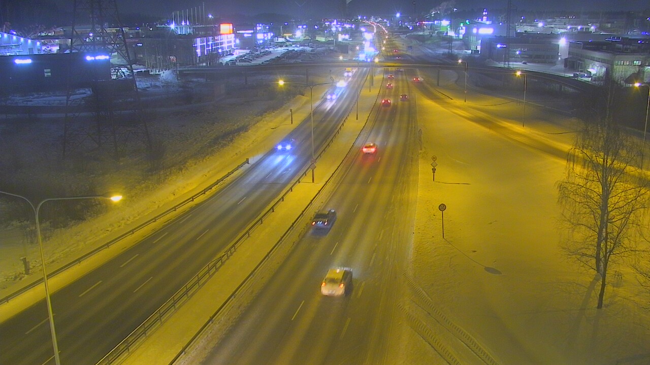 Weather Camera Image Road 50 Vantaa Vihdintie, Vantaa, Uusimaa