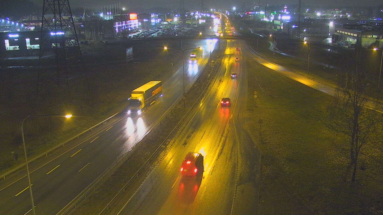 Weather Camera Image Road 50 Vantaa Vihdintie, Vantaa, Uusimaa